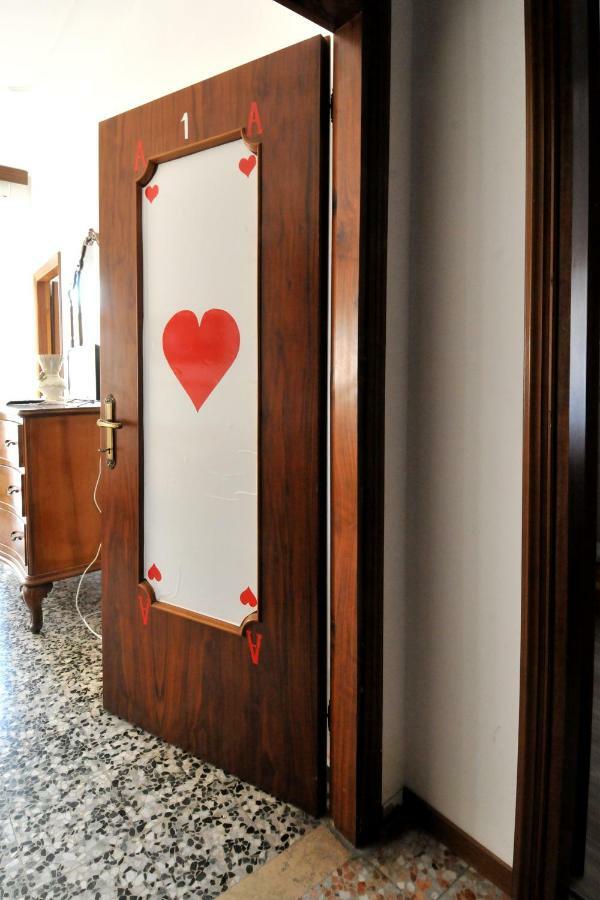 Locazione Turistica Poker D'Assi 호텔 베로나 외부 사진